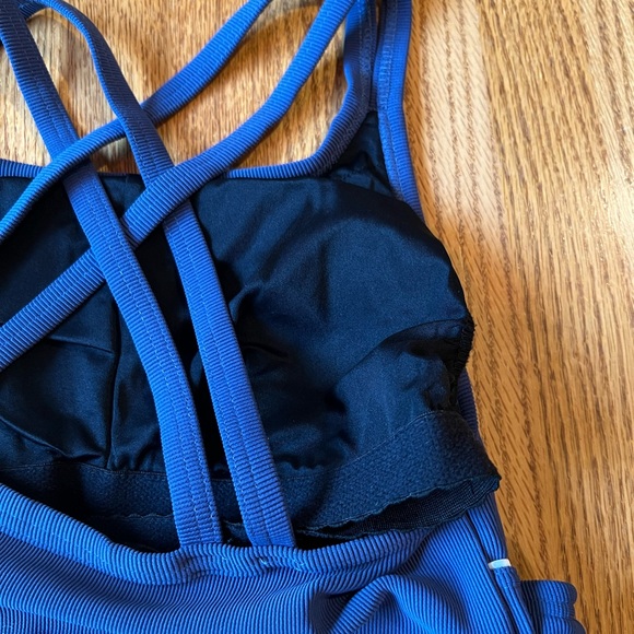 Lands’ End Size 4 Women’s Two Piece Swim Set - Picture 3 of 6